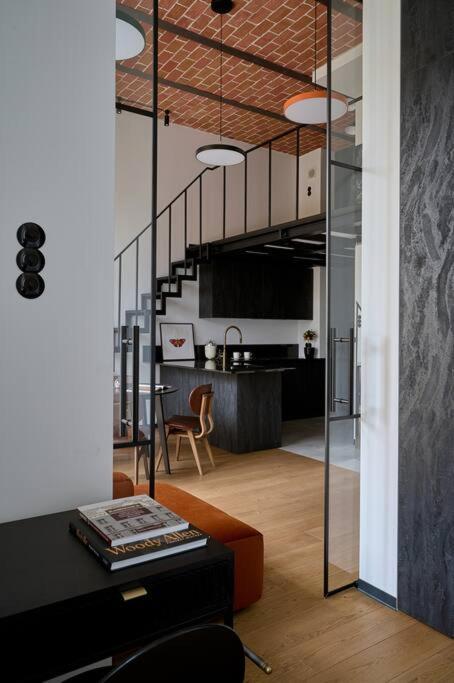 Апартаменти Loft Industrialny Przy Bulwarze Staromiejskim Вроцлав Екстер'єр фото